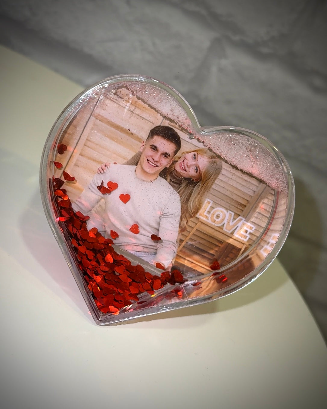 Преспапие “Сърце, изпълнено с любов”